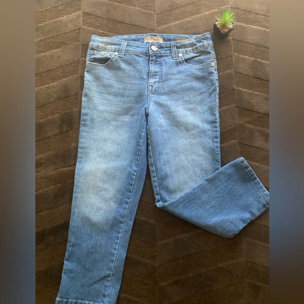 Capri Blue Jeans